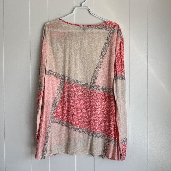 Tommy Bahama long sleeve lightweight blouse size L - Picture 2 of 12